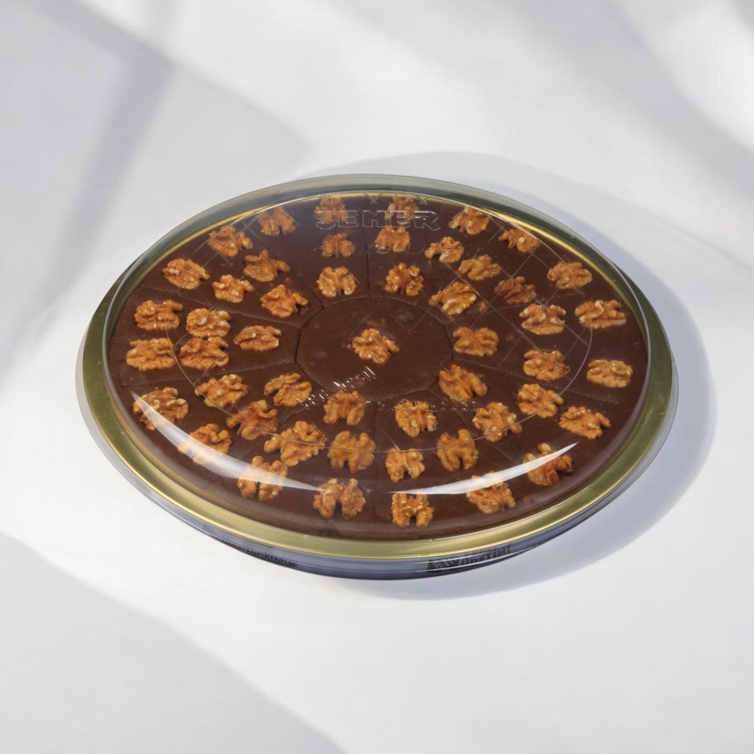 WhatsApp-Image-2024-12-19-at-16.13.21 Şener Helva 4,5 Kg Eks.Cevizli Kakaolu Mevsim Tepsi - Görsel 1