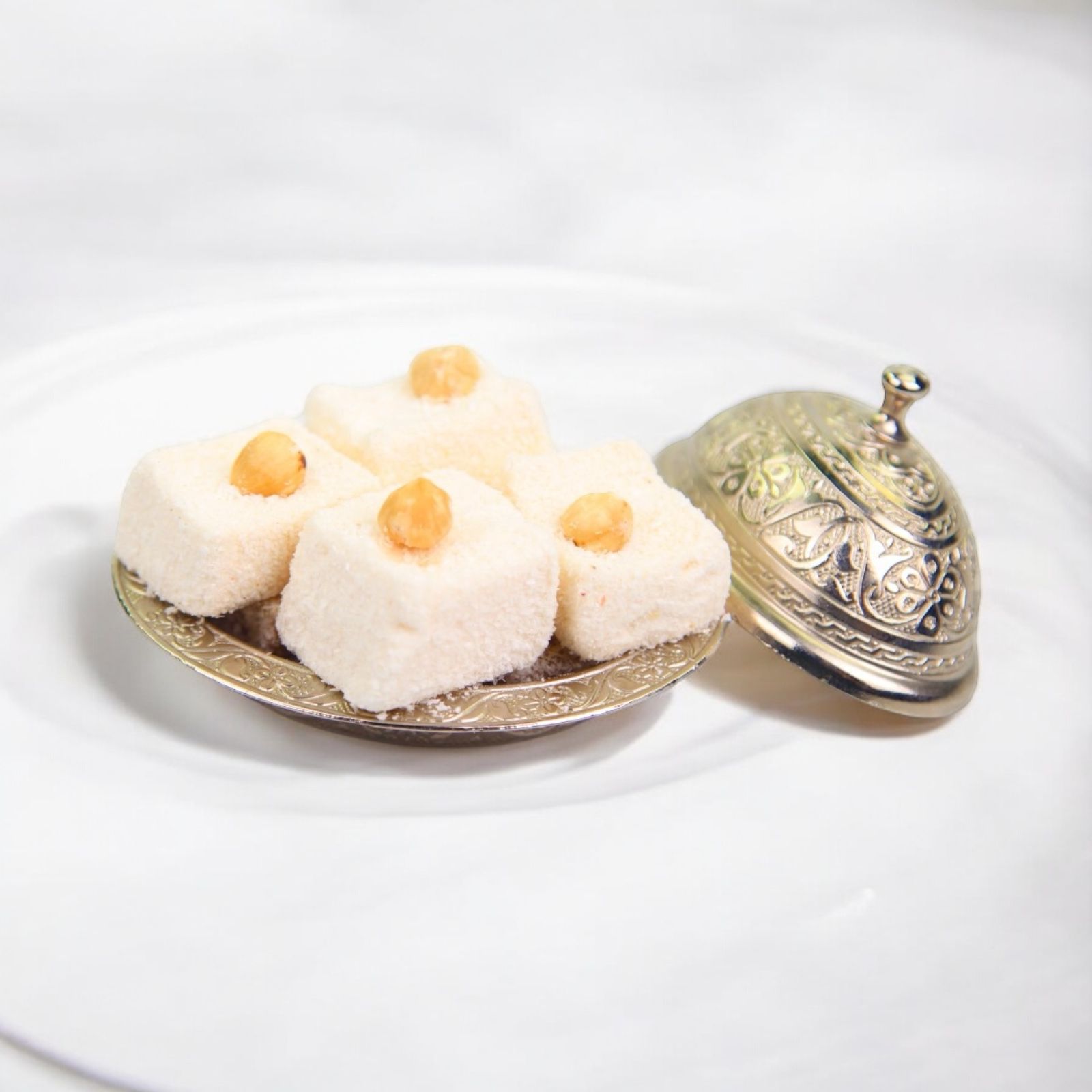 WhatsApp-Image-2025-01-09-at-18.26.13 Şener Lokum 3 Kg Sultan Fındıklı Basma - Görsel 1